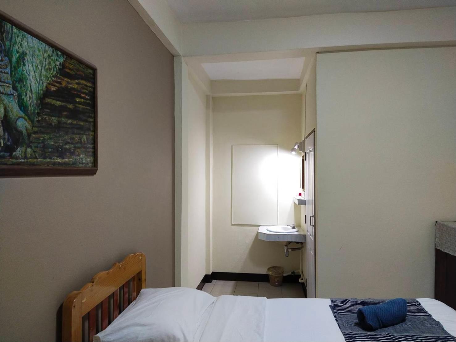 The Shire Guesthouse Chiang Mai Habitación foto